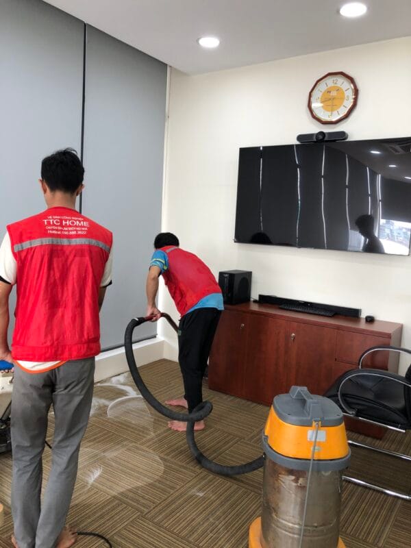 Giat tham van phong pvcombank 1 Dịch vụ giặt thảm ngân hàng