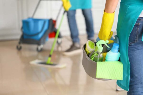 Dịch vụ tạp vụ trường học