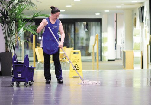 Dịch vụ tạp vụ tòa nhà